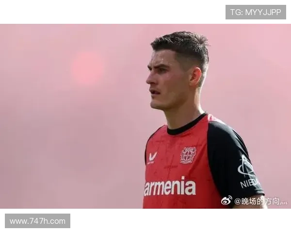 [德甲]维尔茨送出直塞 希克单刀推射破门.